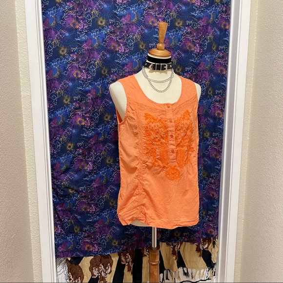 🌈 Lovely orange embroidered top - Picture 4 of 11